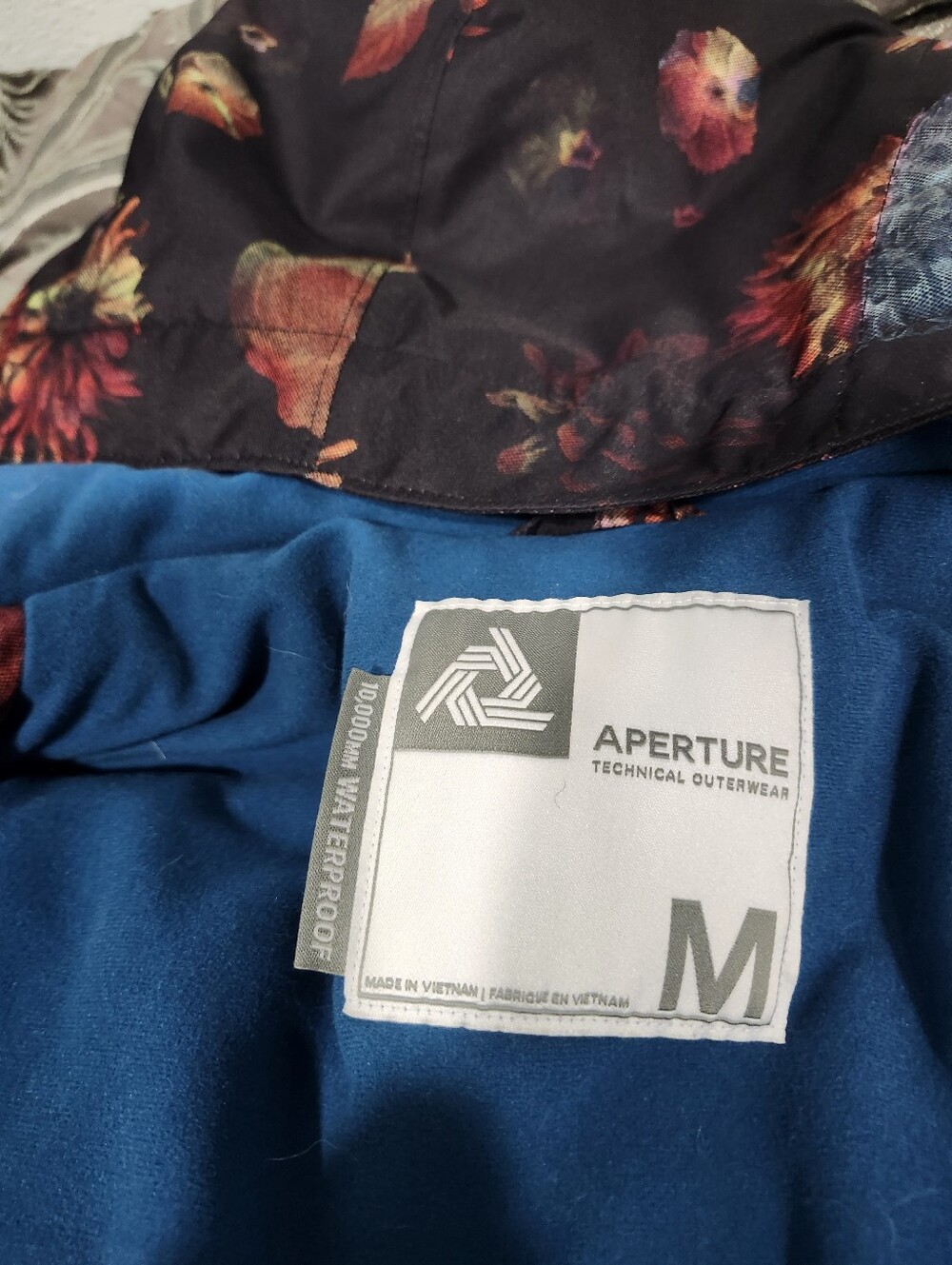 Aperture Floral Print Snowboarding Or Ski Coat Or Jacket Size M - Picture 3 of 6